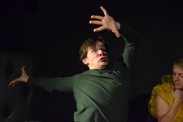 /productions/caligula/images/DSC_0282.JPG